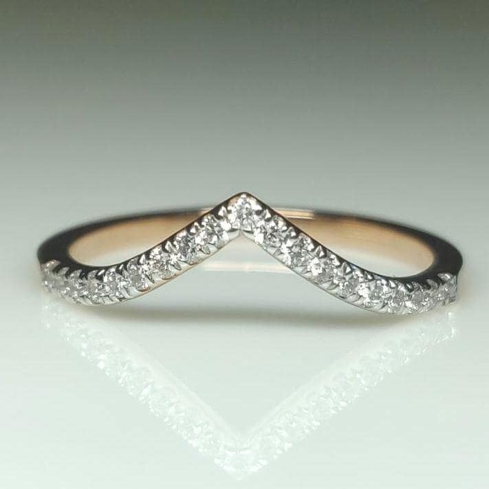 Lab Grown Diamond Pavé V Ring | 14K Gold Wedding Band