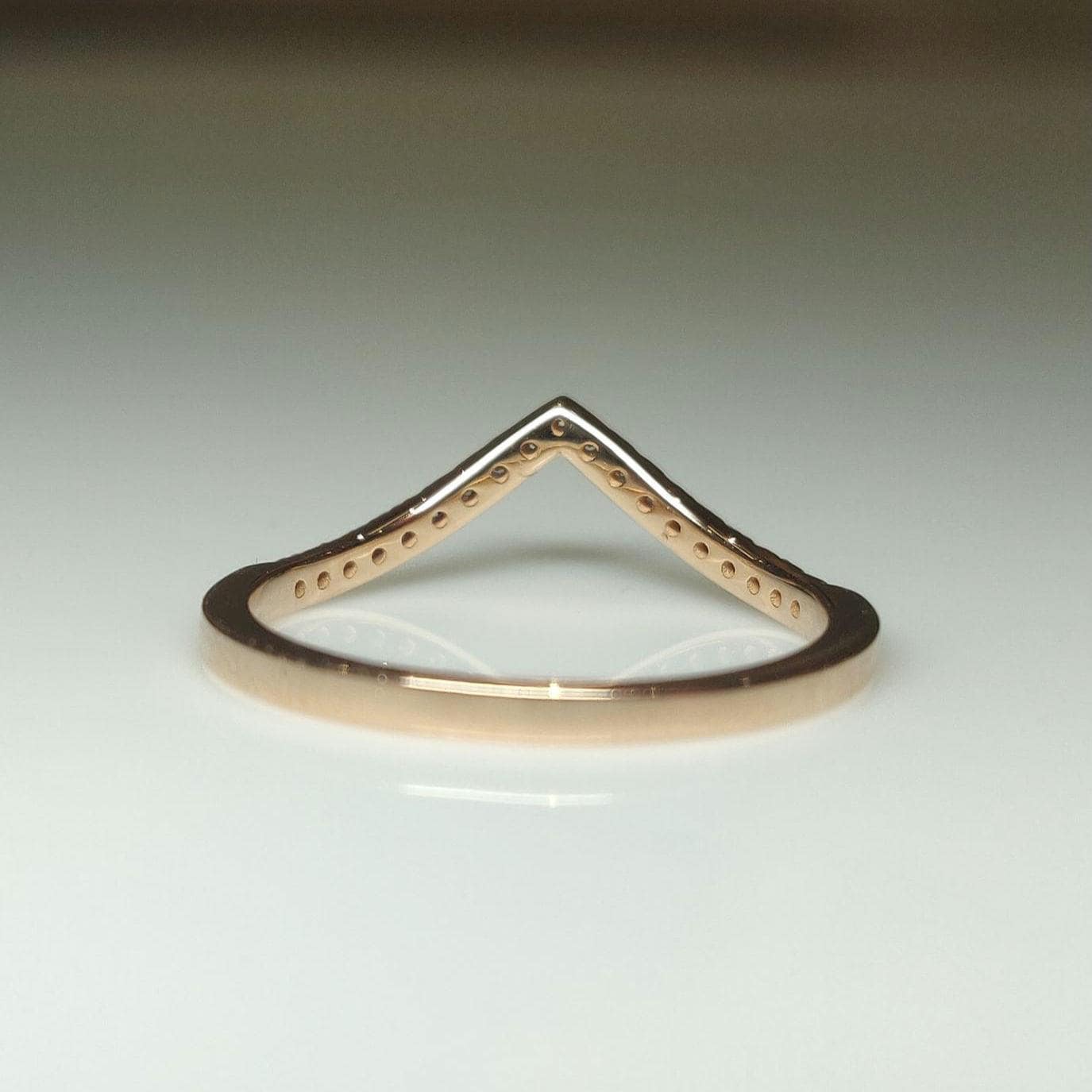 Lab Grown Diamond Pavé V Ring | 14K Gold Wedding Band