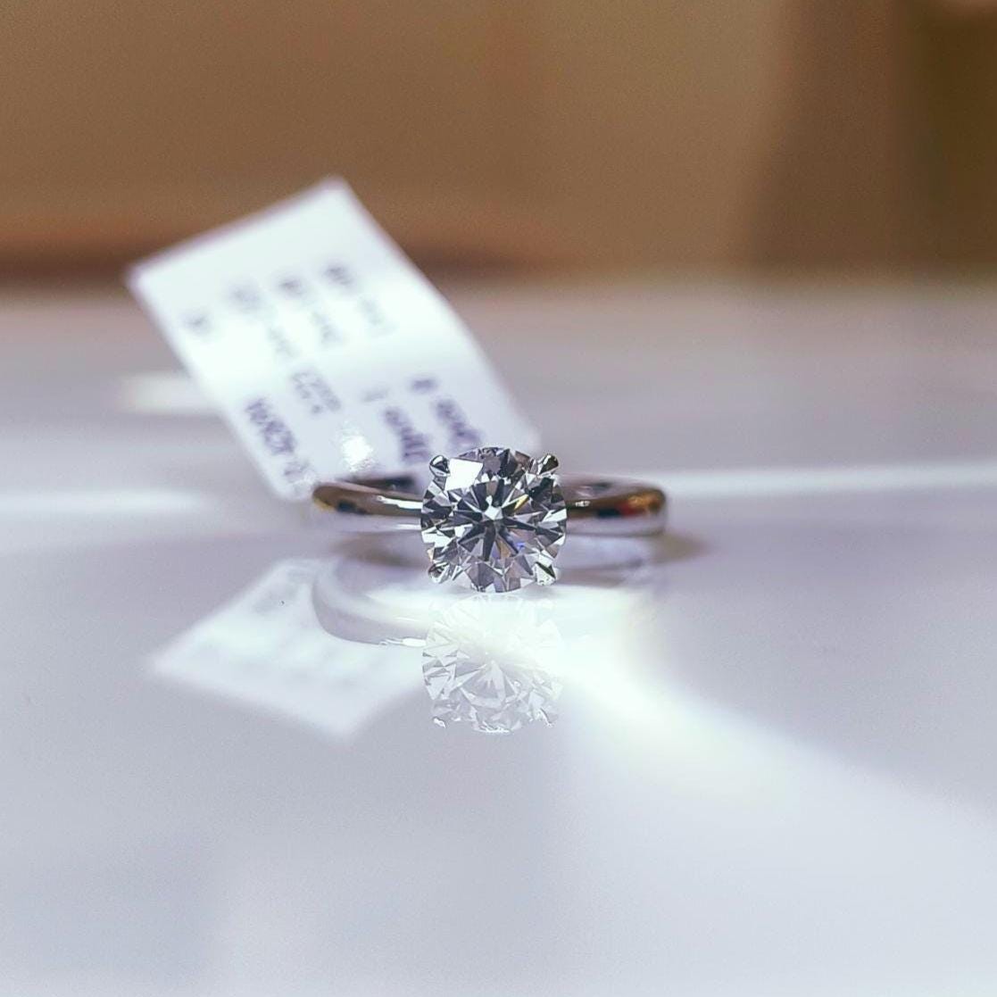 1.00 Carat Lab Grown Diamond Solitaire Ring | 14K Gold, D Color, VVS2