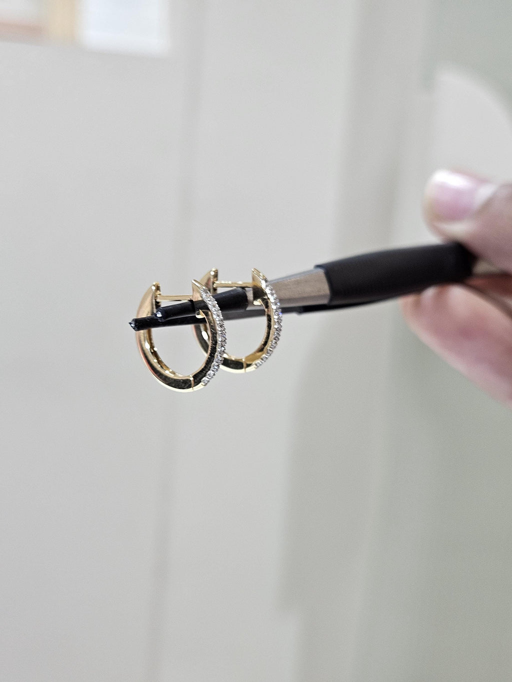 14K Gold Lab Grown Diamond Huggie Earrings: Sustainable Dangle Hoops