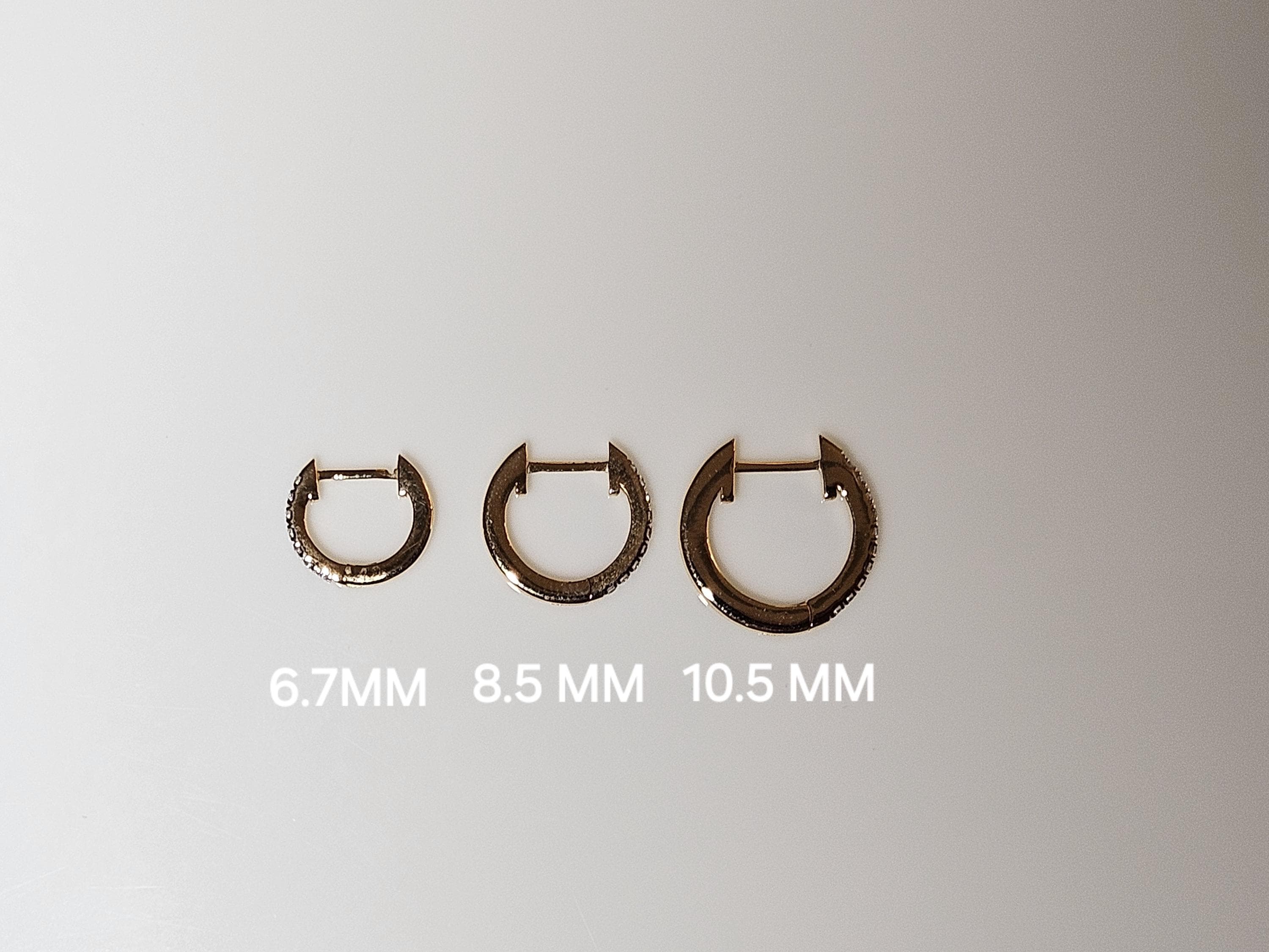 14K Gold Lab Grown Diamond Huggie Earrings: Sustainable Dangle Hoops