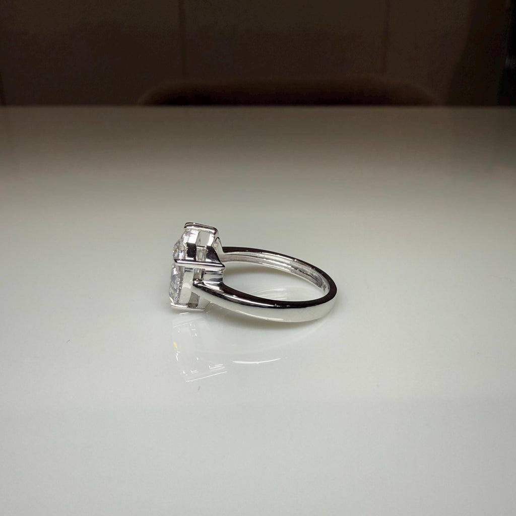 Lab Grown Diamond Toi et Moi Ring | 14K Gold Pear Cut Engagement Ring