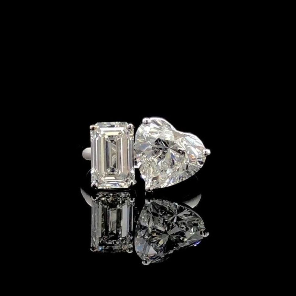 5CT Lab Grown Diamond Toi et Moi Ring: 14K Gold Heart & Emerald Cut
