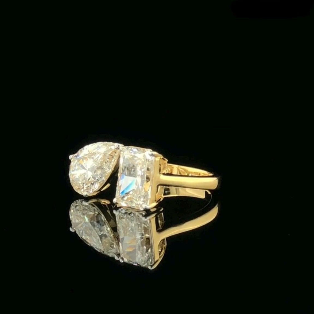 4CT Lab Grown Diamond Toi et Moi Ring: 14K Gold Radiant & Pear Cut
