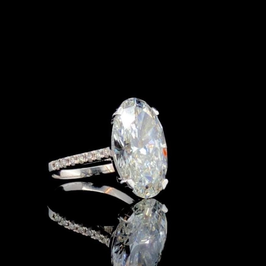 8CT Oval Lab Grown Diamond Engagement Ring: 14K Gold Statement Bridal Ring