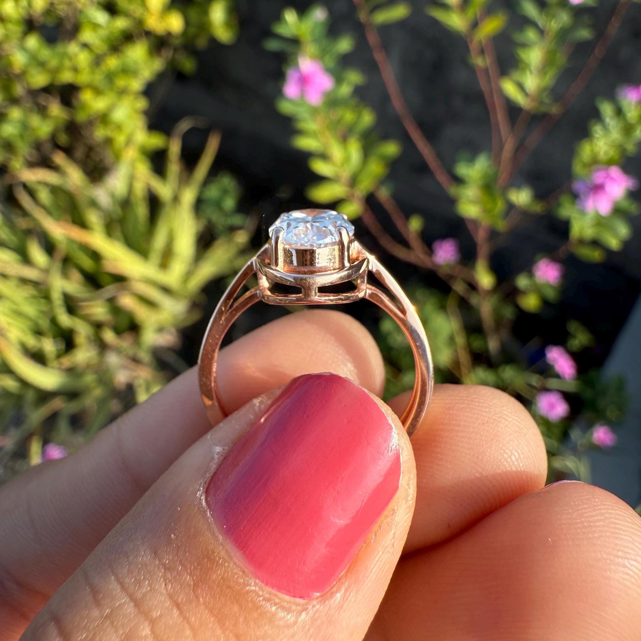 Oval Lab Grown Diamond Engagement Ring: 14K Gold Solitaire, IGI Certified