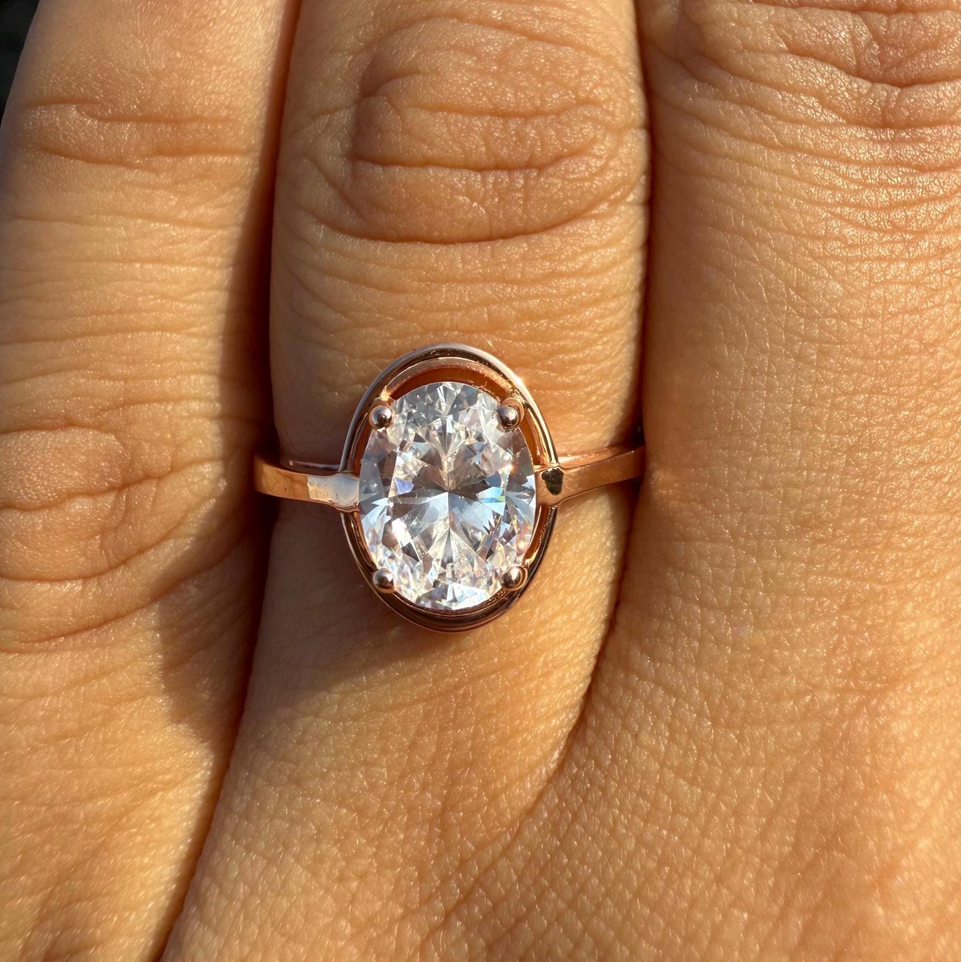 Oval Lab Grown Diamond Engagement Ring: 14K Gold Solitaire, IGI Certified