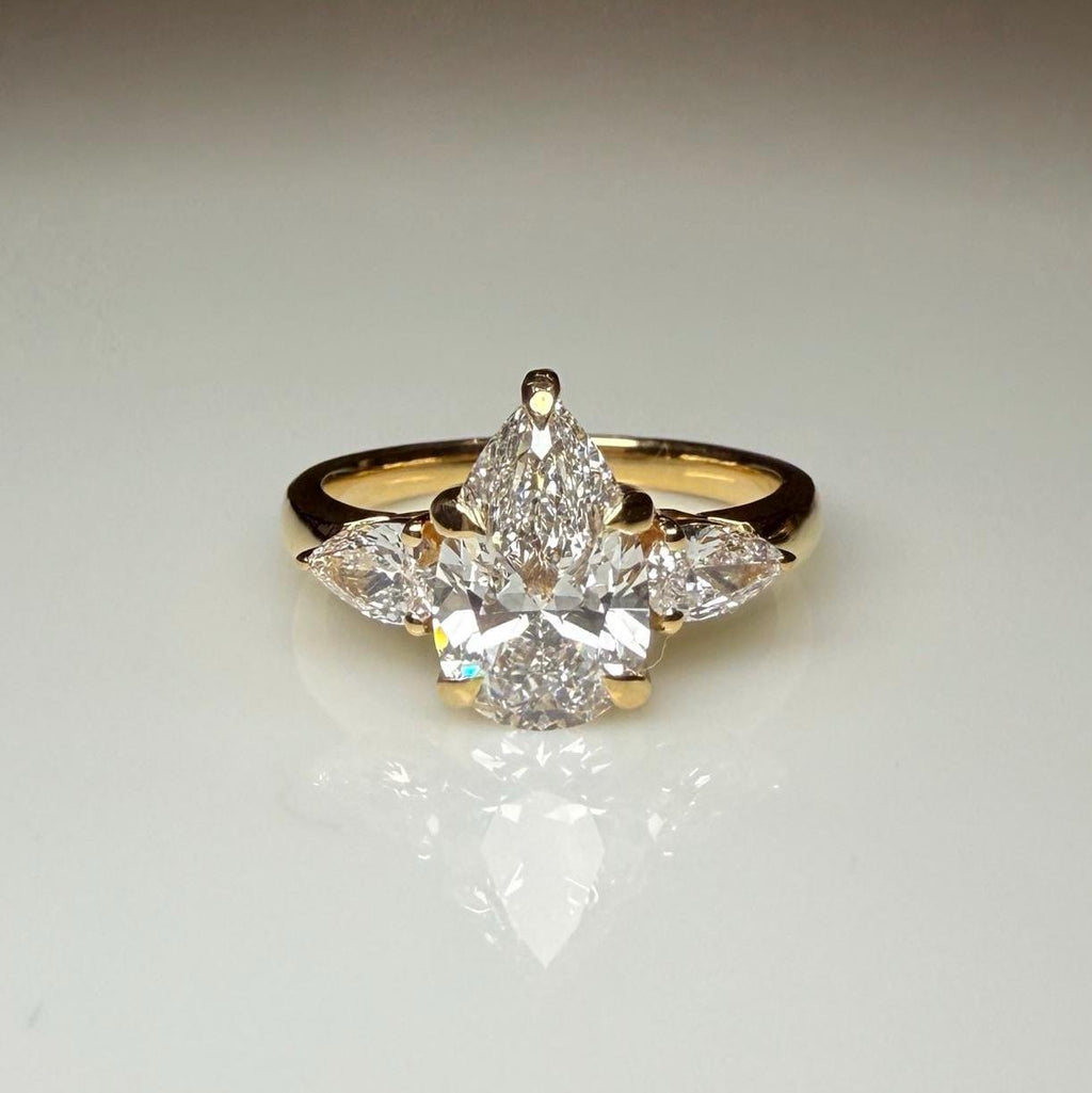 Pear Cut IGI Lab Grown Diamond Ring | 14K Gold Three Stone Engagement