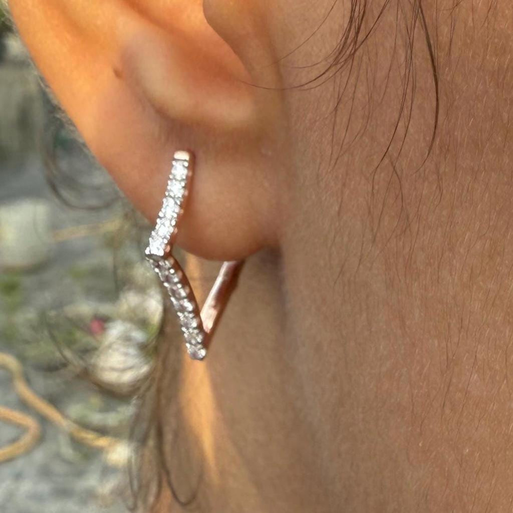 14K Gold Lab Grown Diamond Huggie Earrings: Geometric Dangle Hoops