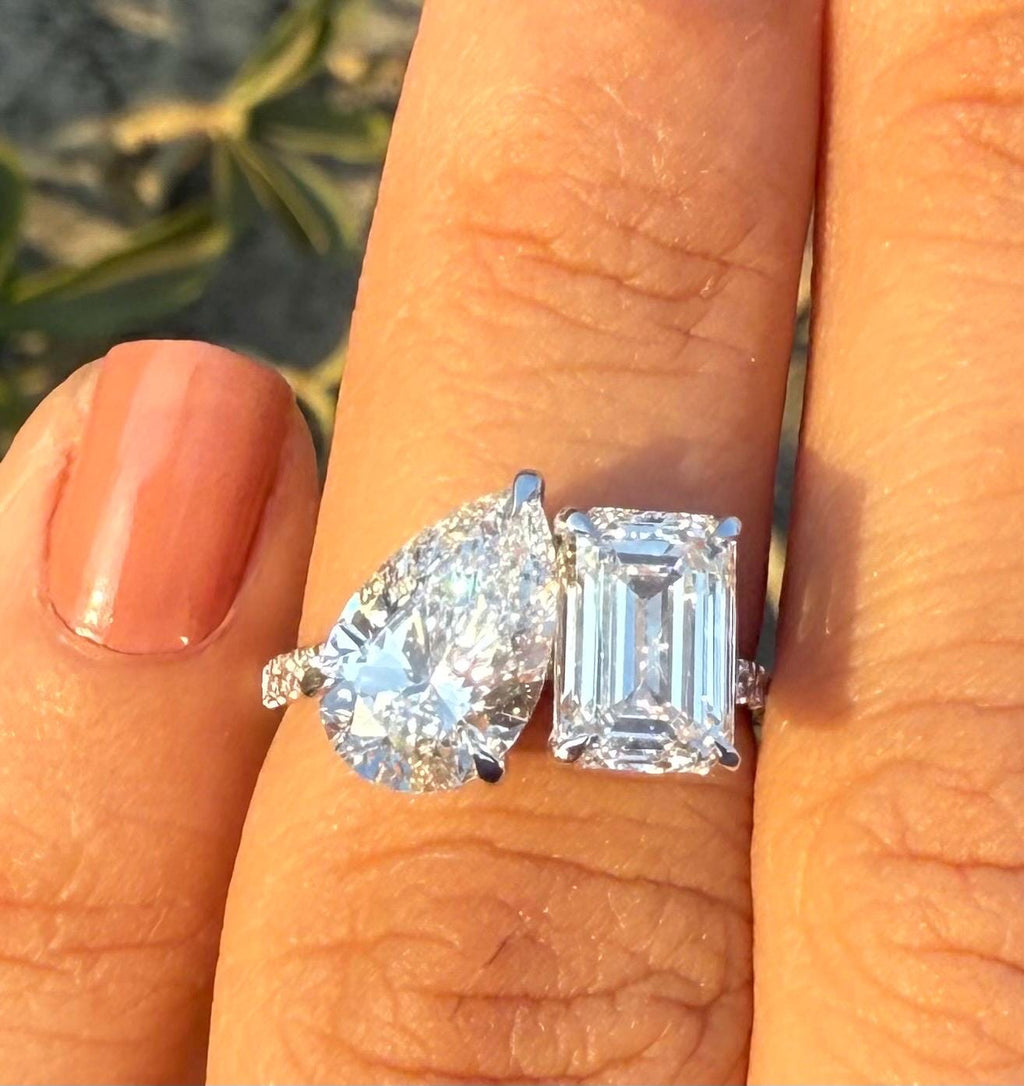 Lab Grown Diamond Toi et Moi Ring | 14K Gold Pear & Emerald Cut