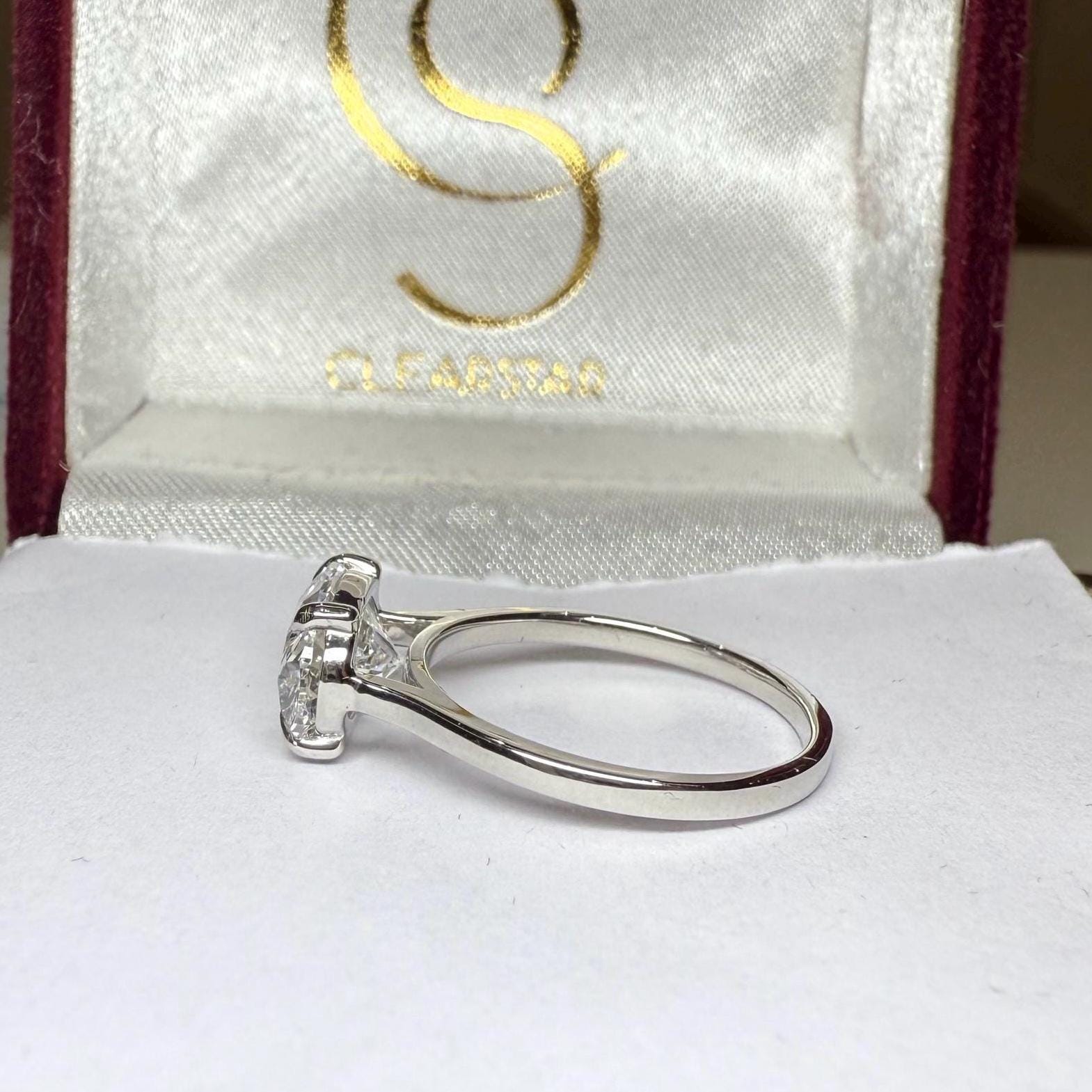 2.5CT Oval Lab Grown Diamond Solitaire Ring | 14K Solid Gold, IGI Certified
