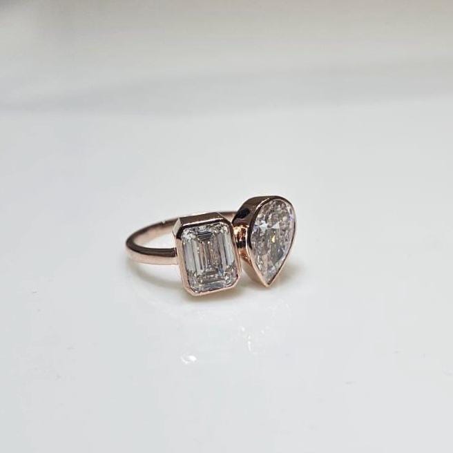 Lab Grown Diamond Toi et Moi Ring | Pear Emerald Cut Bezel 14K Gold Certified