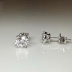IGI Certified Lab Grown Diamond Stud Earrings: 14K Gold E/VS