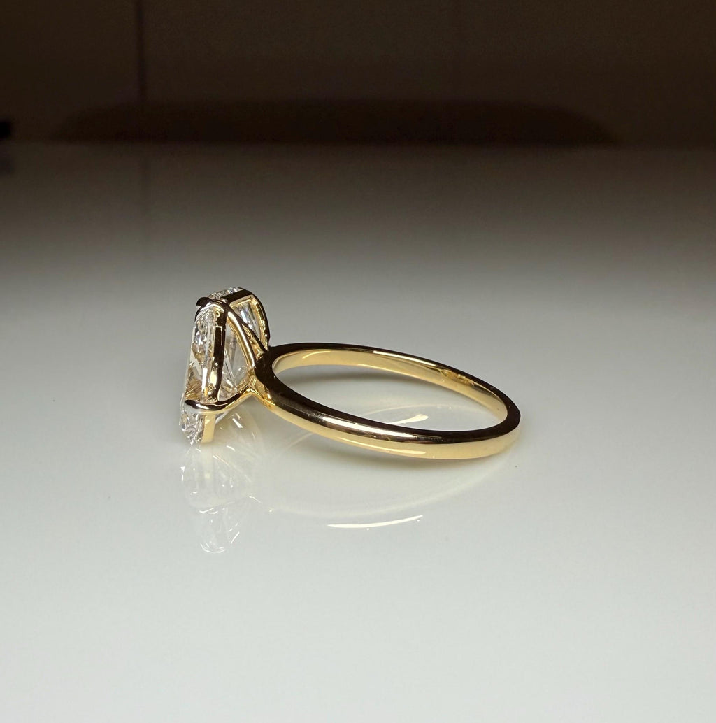 Lab Grown Diamond Toi et Moi Ring | Emerald Pear Cut 14K Gold Engagement