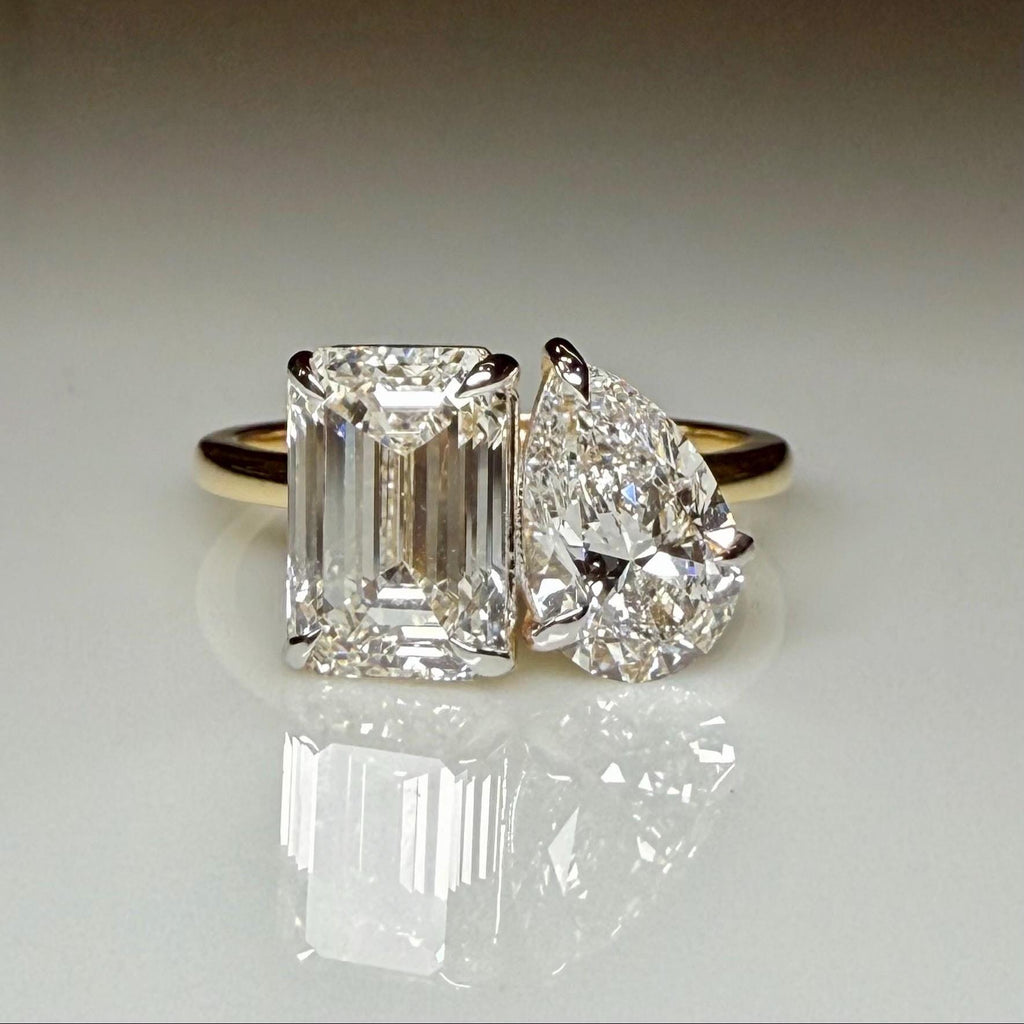 Lab Grown Diamond Toi et Moi Ring | Emerald Pear Cut 14K Gold Engagement