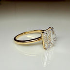 Lab Grown Diamond Toi et Moi Ring | Emerald Pear Cut 14K Gold Engagement