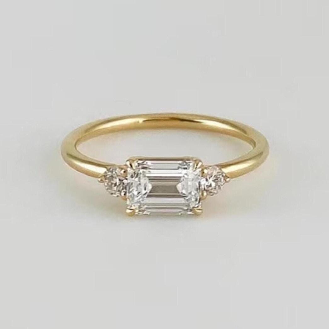 East West Emerald Lab Diamond Engagement Ring | 14K Gold, IGI Certified