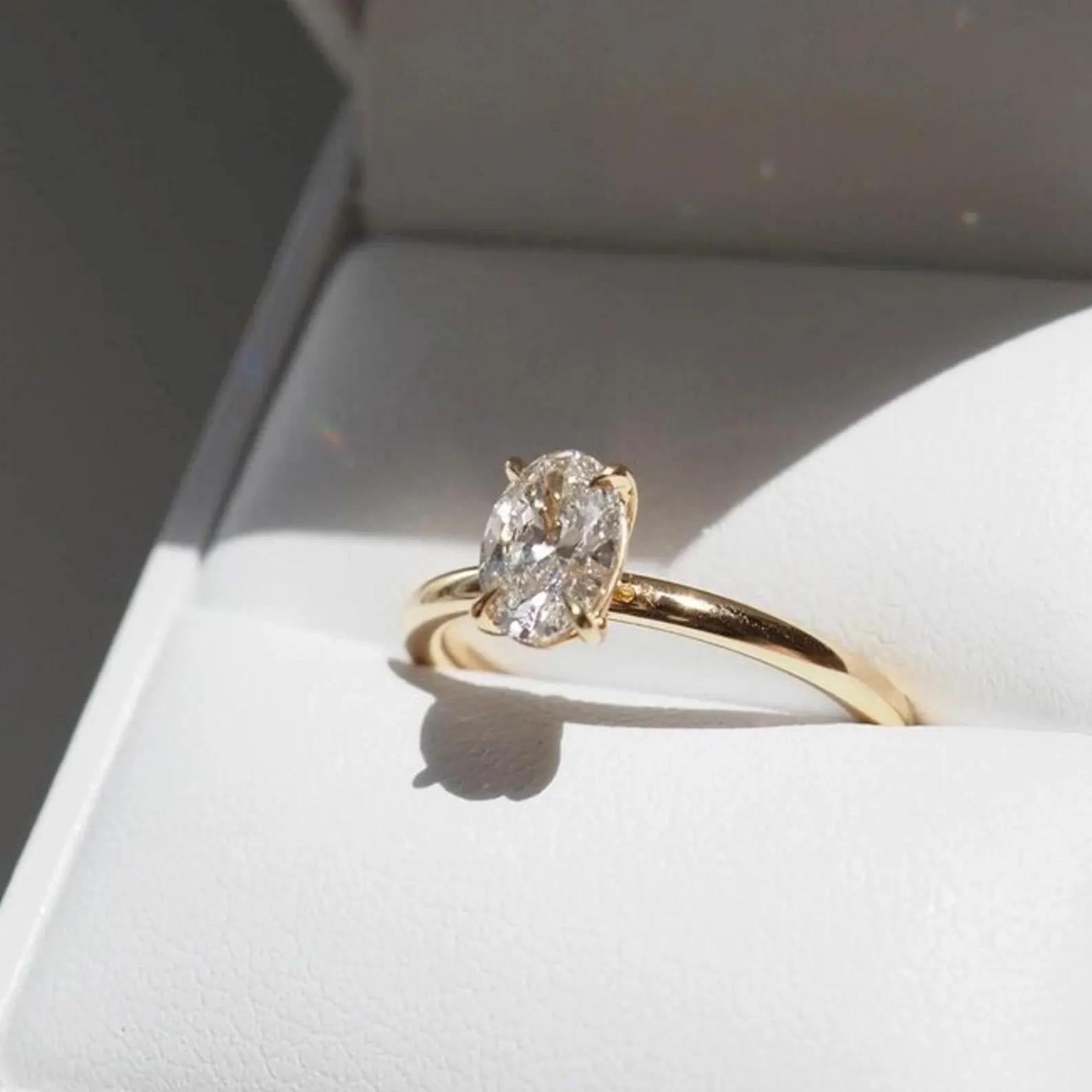 1CT Oval Lab Grown Diamond Engagement Ring | 14K Solid Gold Solitaire | IGI Certified