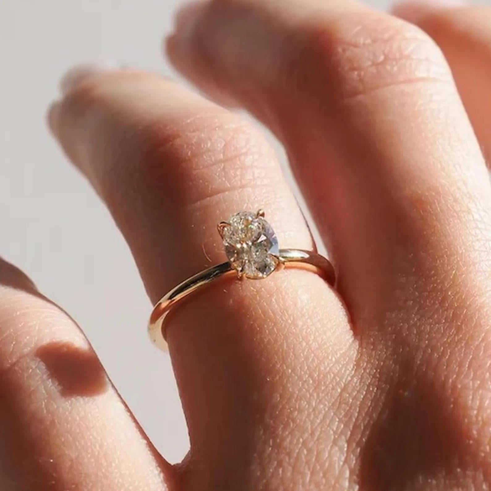 1CT Oval Lab Grown Diamond Engagement Ring | 14K Solid Gold Solitaire | IGI Certified