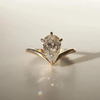 Pear Cut Lab Grown Diamond Engagement Ring | 14K Solid Gold (IGI Certified E VS)