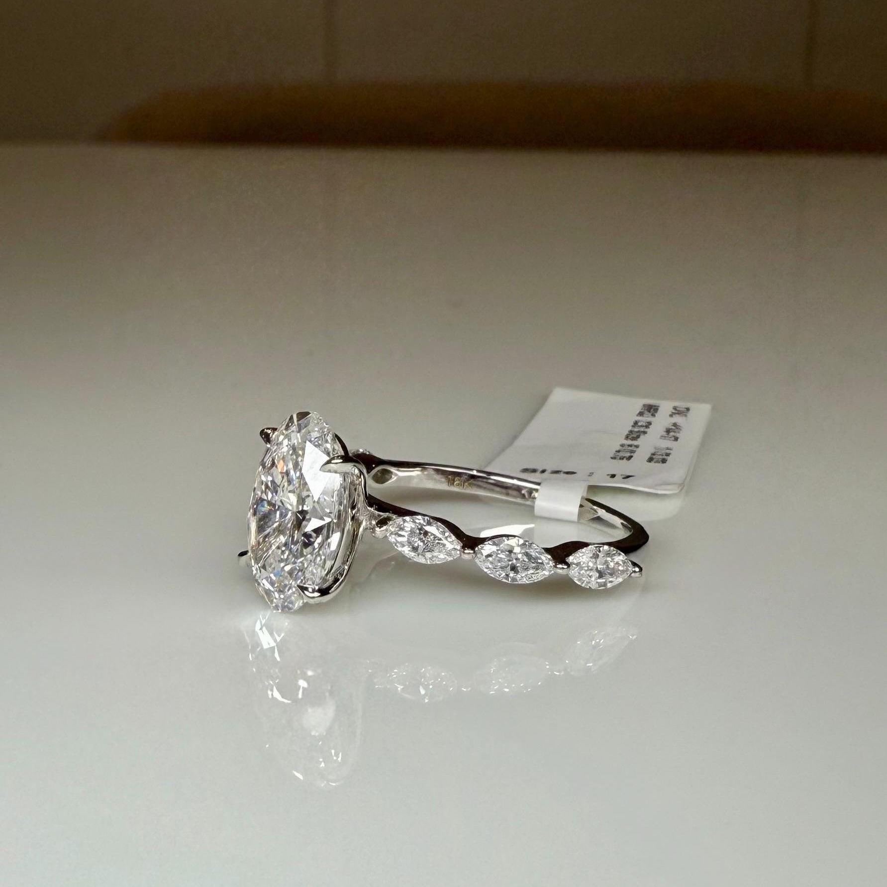 Oval Lab Grown Diamond Engagement Ring | Marquise Side Stones, 14K Gold