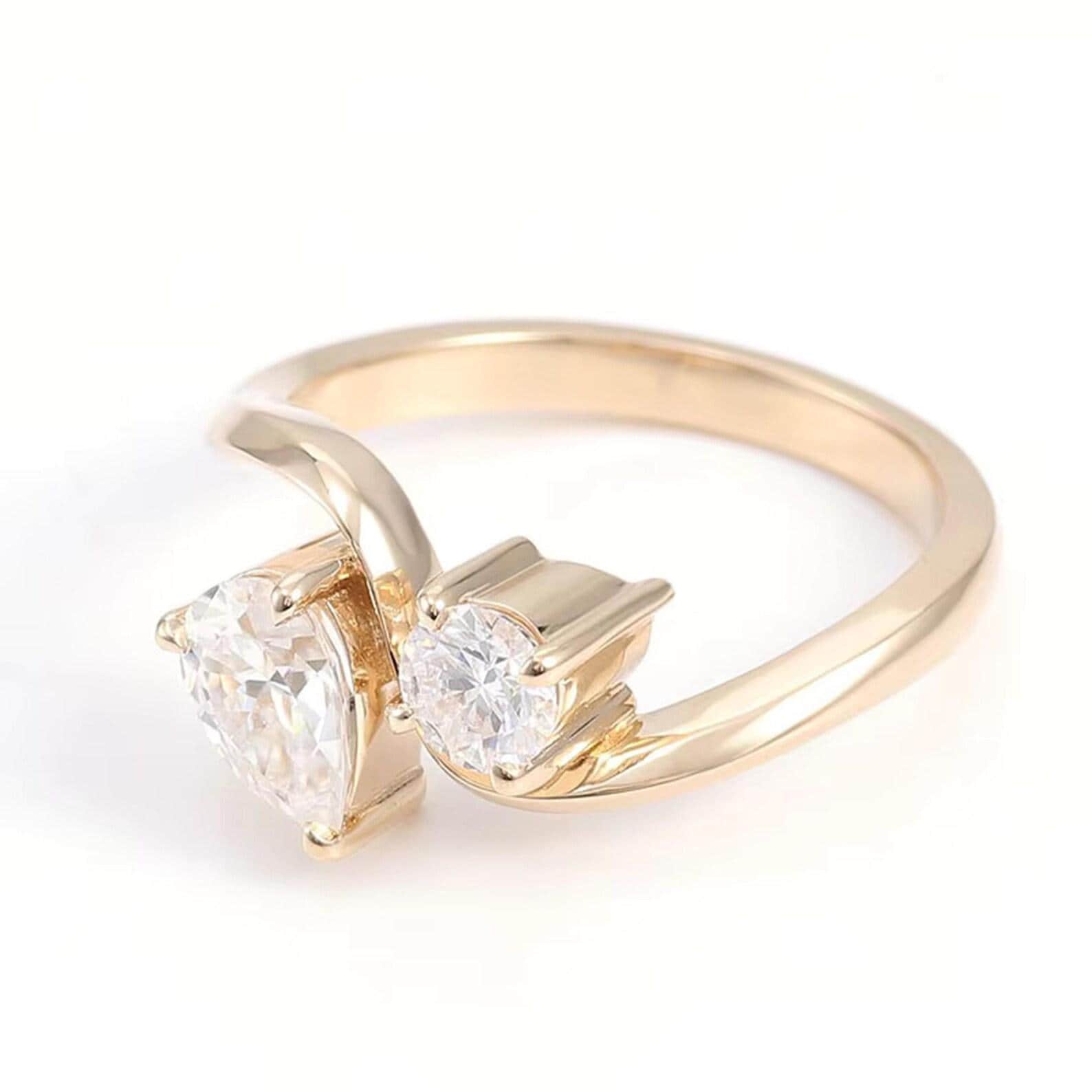 Toi et Moi Lab Grown Diamond Engagement Ring | Pear & Round 14K Gold