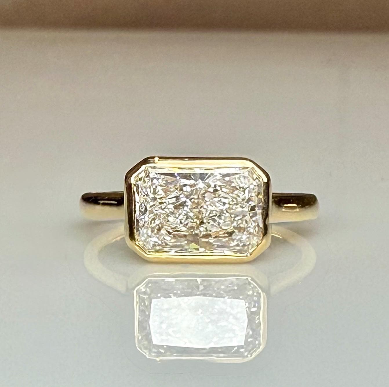 2CT Radiant Cut Lab Diamond East West Bezel Ring | 14K Solid Gold IGI Certified E VS