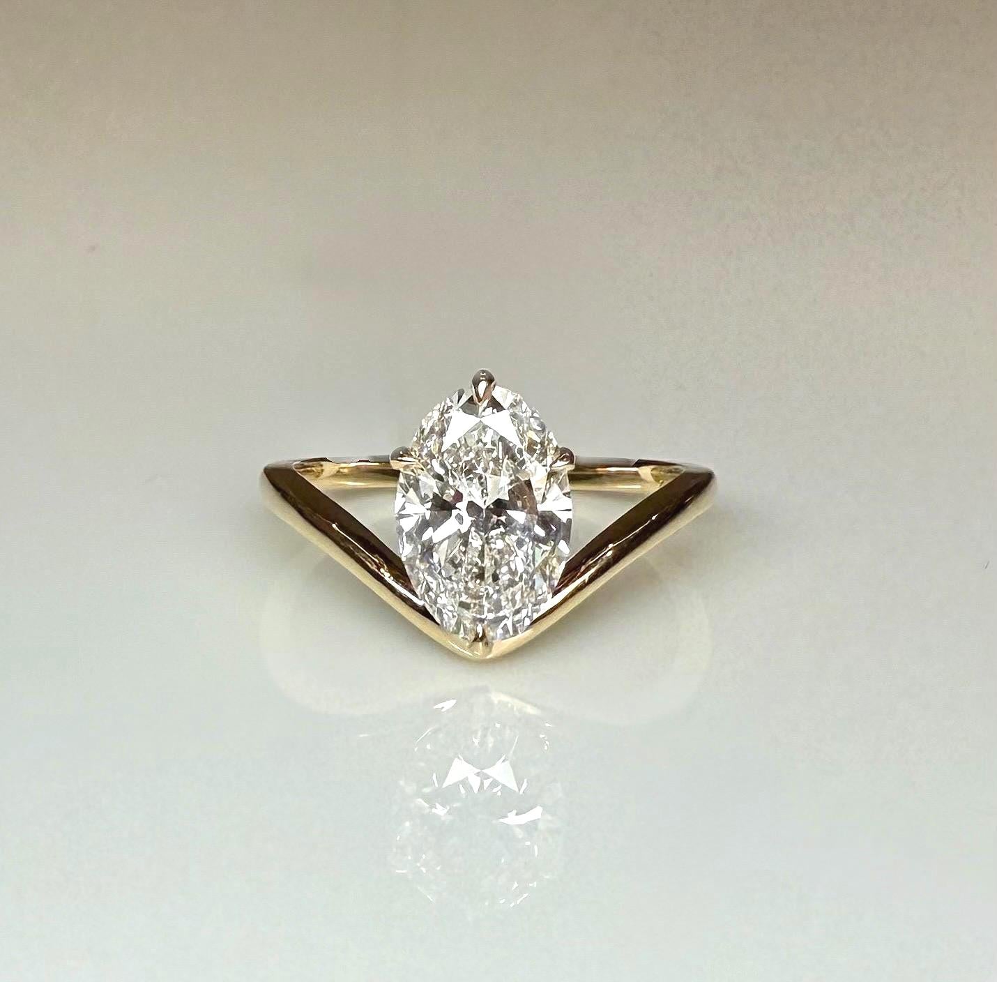 2CT Oval Lab Grown Diamond Engagement Ring | 14K Solid Gold V-Shank Solitaire | IGI Certified