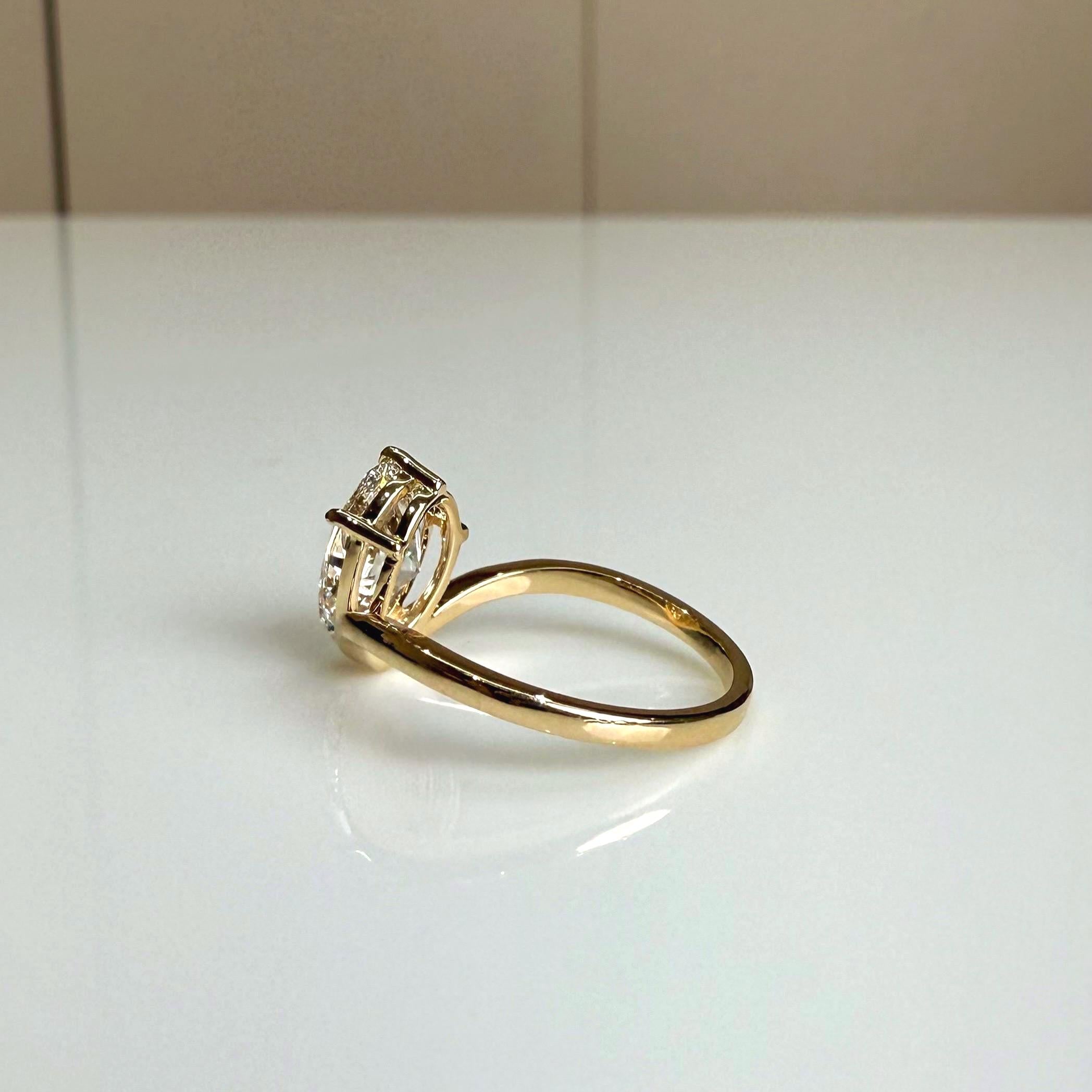 2CT Oval Lab Grown Diamond Engagement Ring | 14K Solid Gold V-Shank Solitaire | IGI Certified