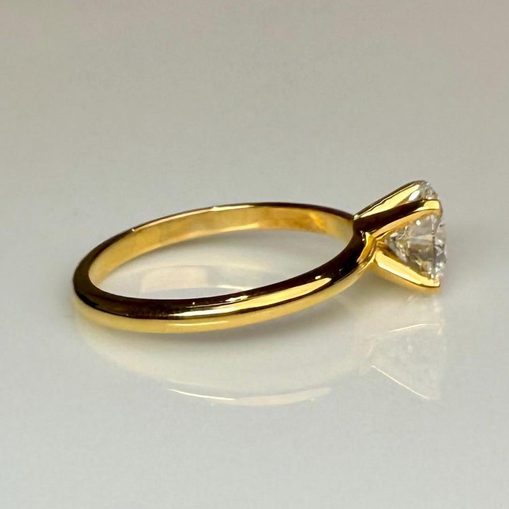 2.00 Carat Lab Grown Diamond Solitaire Ring | 14K Gold, D Color, VVS2
