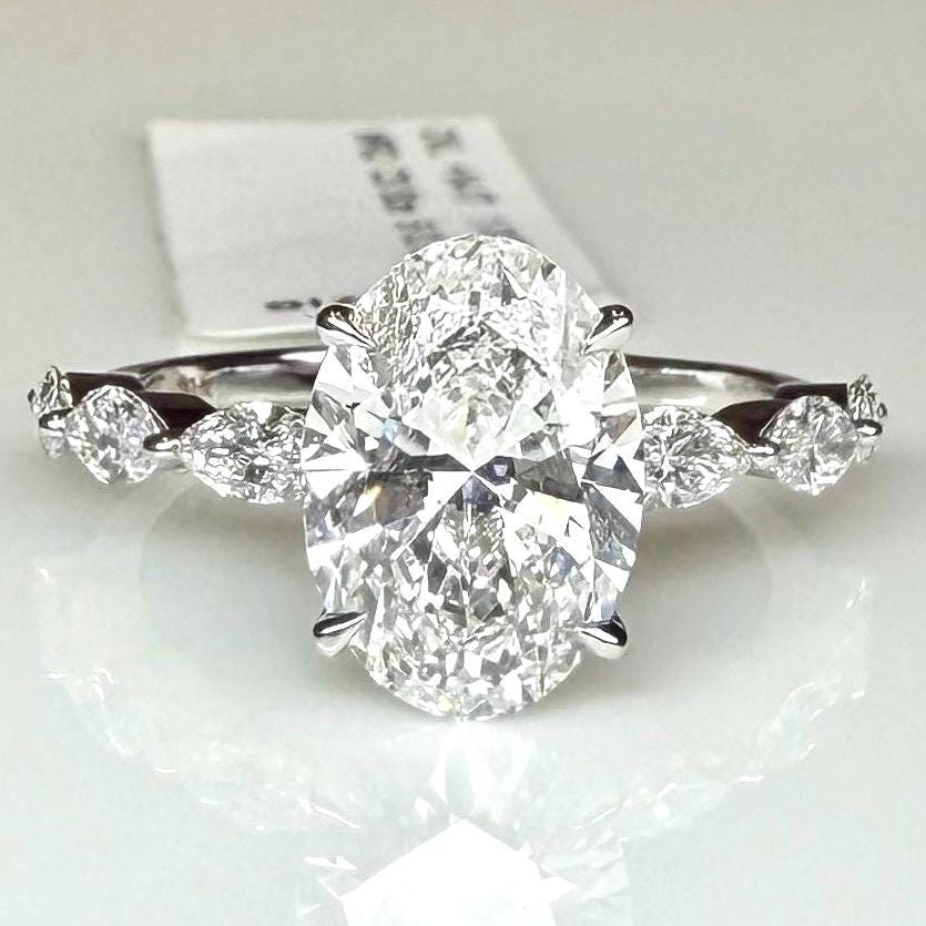 Oval Lab Grown Diamond Engagement Ring | Marquise Side Stones, 14K Gold