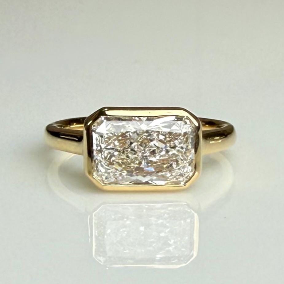 2CT Radiant Cut Lab Diamond East West Bezel Ring | 14K Solid Gold IGI Certified E VS