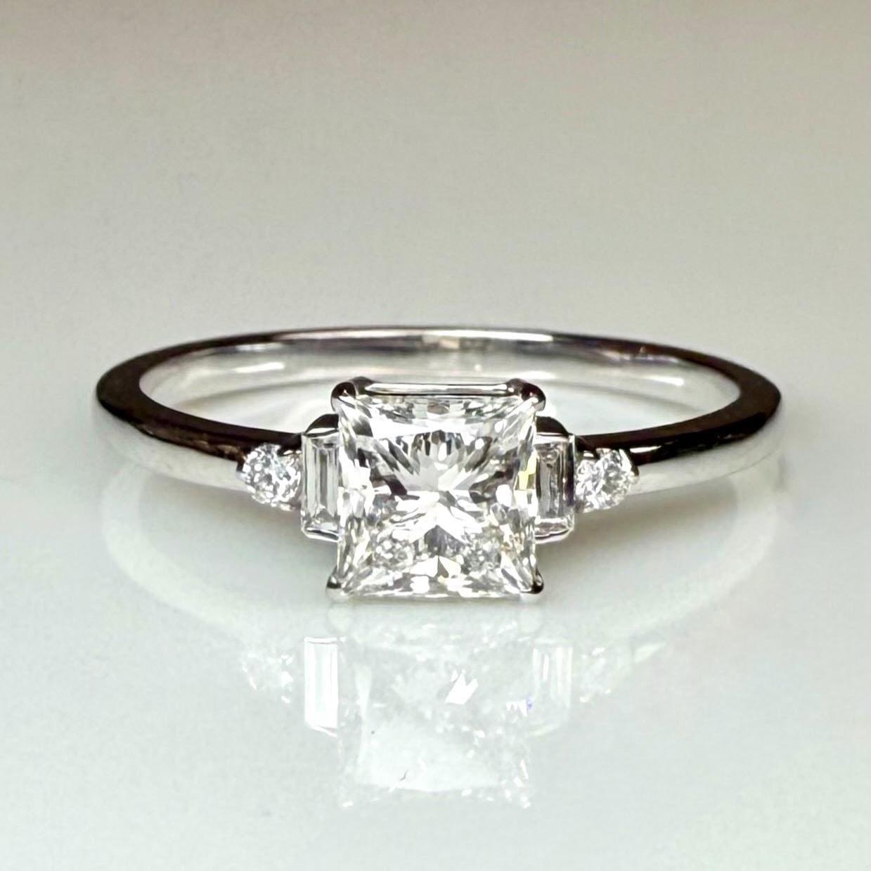 Princess Cut Lab Grown Diamond Engagement Ring | 5 Stone 14K Gold (IGI Certified)