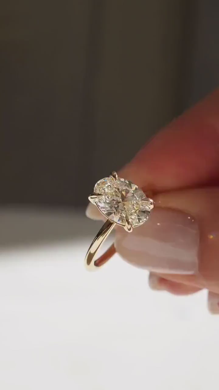 2ct Oval Lab Grown Diamond Engagement Ring | 14K Gold, IGI Certified