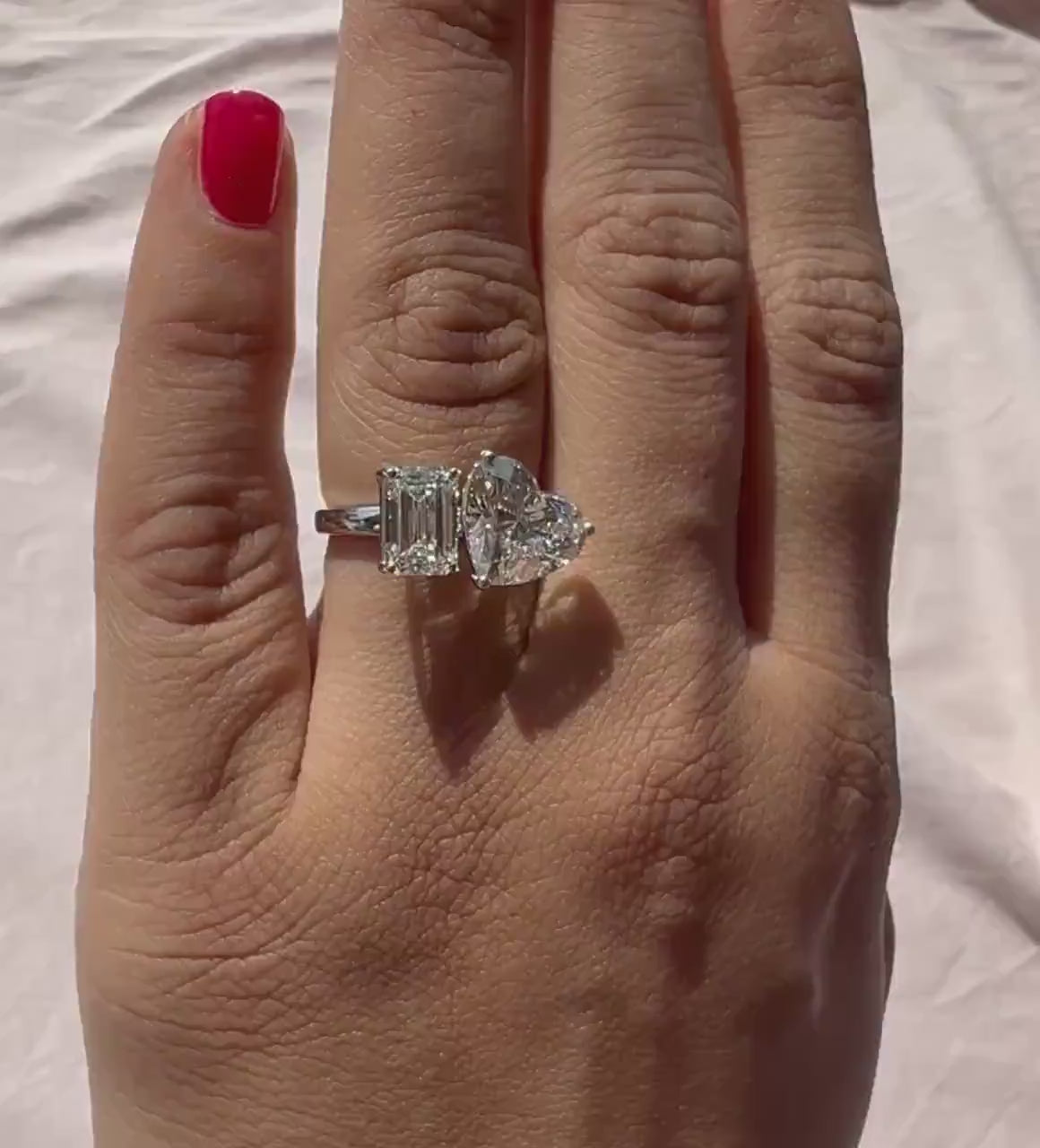 6CT Lab Grown Diamond Toi et Moi Ring: 14K Gold Heart & Emerald Cut