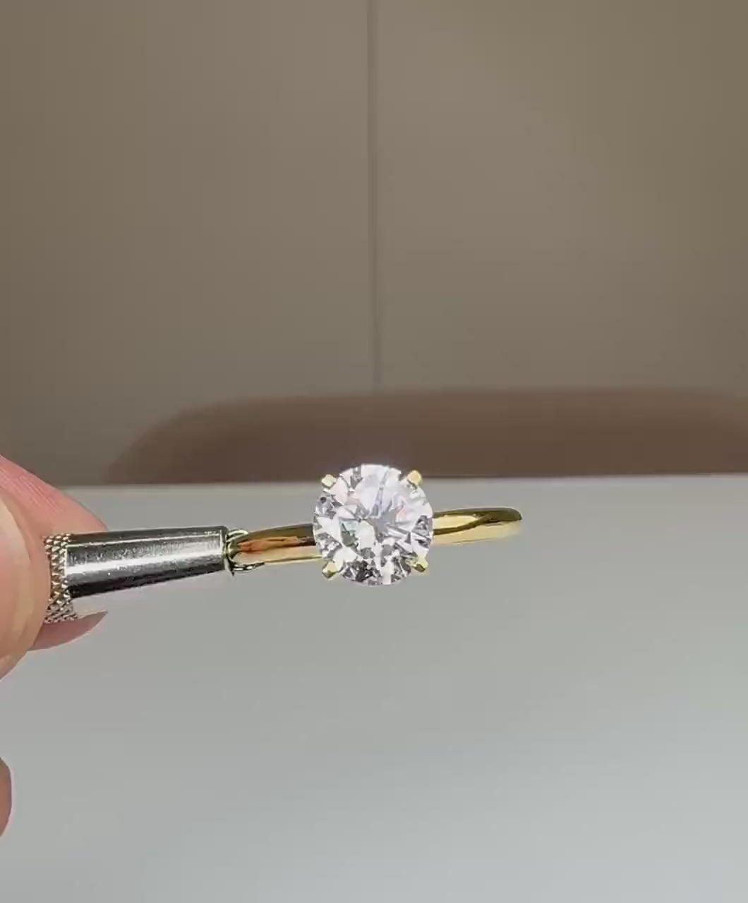 2.00 Carat Lab Grown Diamond Solitaire Ring | 14K Gold, D Color, VVS2