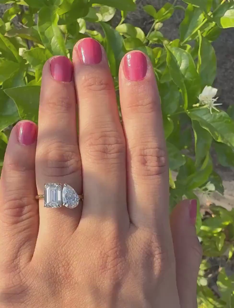 Lab Grown Diamond Toi et Moi Ring | Emerald Pear Cut 14K Gold Engagement